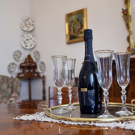 Residenza Ca Trinita Apartment Venesia Bagian luar foto
