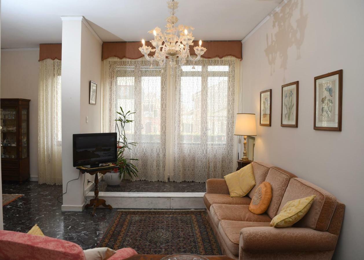 Residenza Ca Trinita Apartment Venesia Bagian luar foto